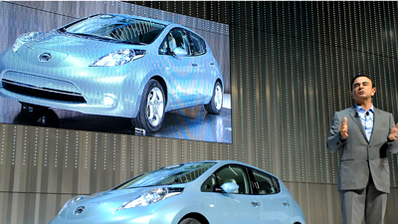 Nissan Motor a prezentat duminică automobilul electric Leaf