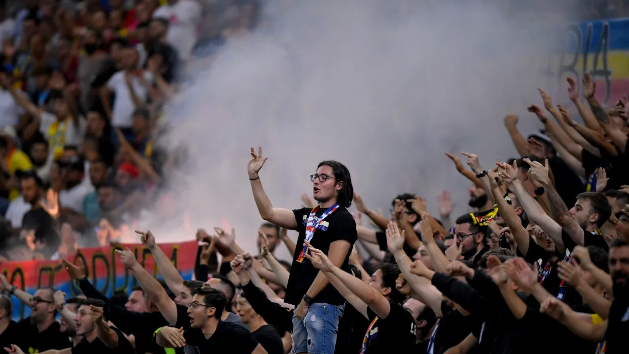 România - Kosovo 2-0, meci pe care naţionala a riscat să îl piardă la masa verde / Jocul a fost întrerupt de un banner cu tentă politică / Tricolorii au evoluat o repriză cu om în plus şi au irosit un penalty 
