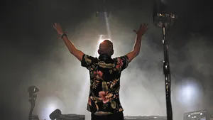 ASCULTĂ SMART RADIO | DJ-ul Fatboy Slim a remixat fragmente din discursul Gretei Thunberg la ONU