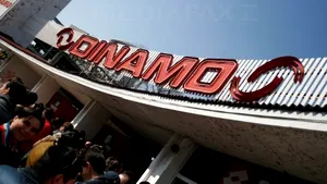 Dinamo oferă două bilete pentru unul cumpărat la meciul cu Gloria Bistriţa