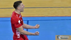 Volei masculin: Internaționalul Andrei Mihălescu rămâne la Craiova