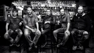 Interviu/ Hanno Hoefer în weekendul Nightlosers: Muzica noastră e o ciudăţenie