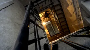 Lucrările la Arcul de Triumf trebuie terminate până în iulie - Izolatorii antiseismici întârzie. GALERIE FOTO, VIDEO