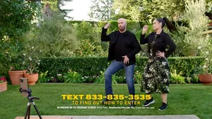 John Travolta şi Olivia Newton-John, la 43 de ani după lansarea filmului Grease