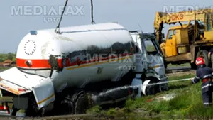 O cisternă cu gaz petrolier lichefiat s-a răsturnat în Luduş
