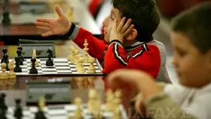 La Alba Iulia va fi înfiinţat primul centru de excelenţă pentru pregătirea copiilor şahişti