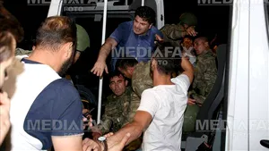 EXCLUSIV Doi profesori români, reţinuţi în Turcia pentru că ar fi participat la tentativa de lovitură de stat din 15 iulie