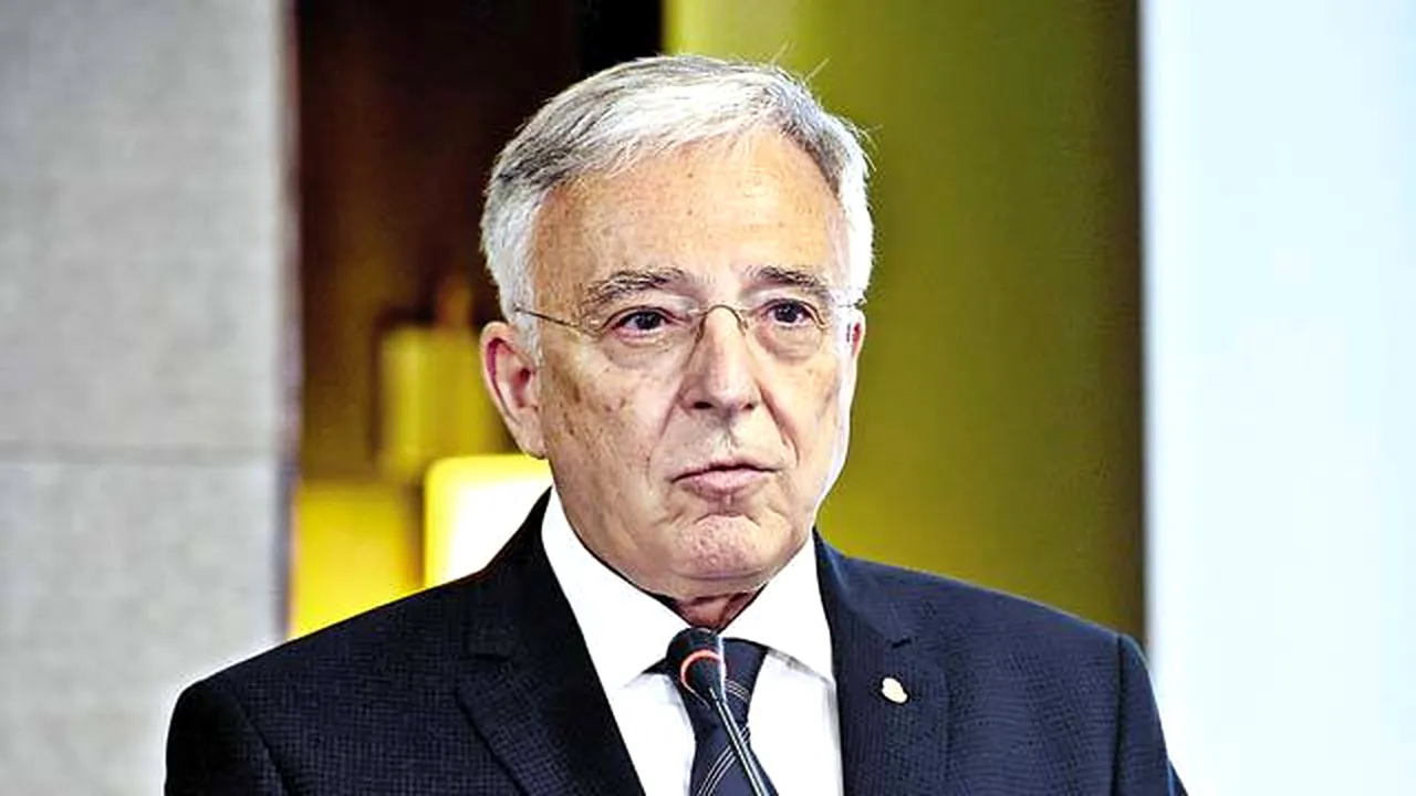 Isărescu răspunde atacurilor lui Vâlcov: Domnul consilier Vâlcov nu poate vorbi în numele BNR. Nici nu ştiu în numele cui vorbeşte/ Acest tip de propagandă de două parale, cred că nu mai merge