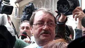 Preşedintele comisiei parlamentare SIE: În opinia mea 