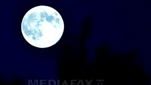 Unul dintre misterele Lunii, remarcat de astronauţii din misiunile 