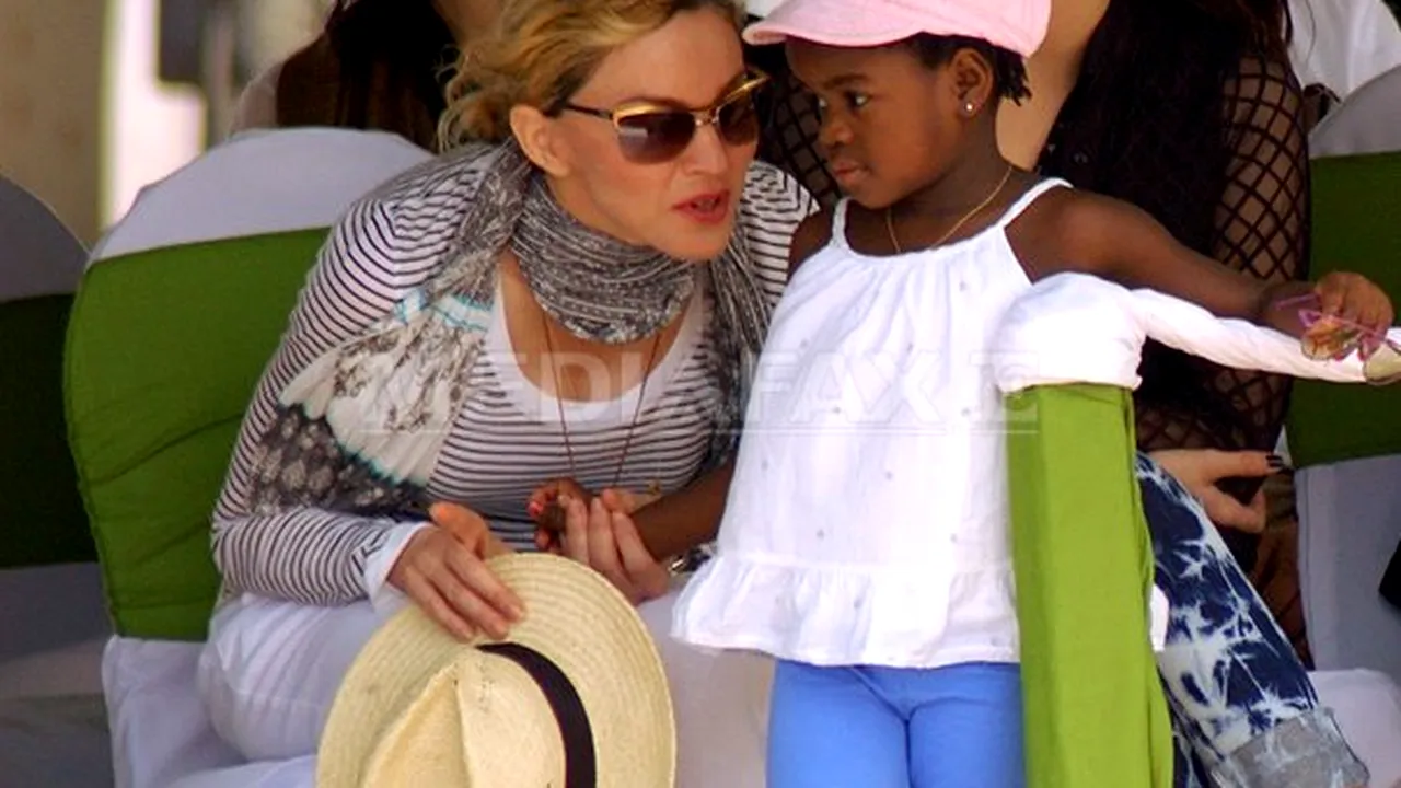 Madonna are probleme cu păduchii