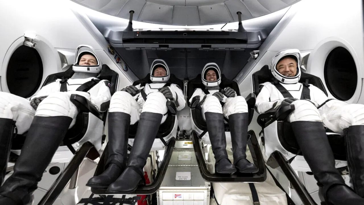 Astronauții „blocați
