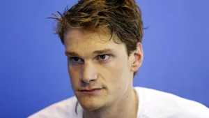 Yannick Agnel, fost campion olimpic la natație, judecat pentru viol asupra unei minore