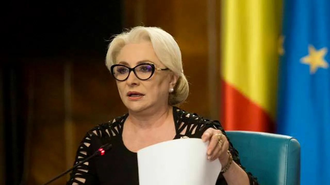 Guvernul demis, şedinţă pe ultima sută de metri: Creşterea salariului minim, discutat în primă lectură/ Dăncilă: Orban trebuia să vină cu alte propuneri. Insistă să instaleze o echipă improvizată