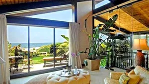 Casele de lux ale celebrităţilor. Cât costă locuinţele private ale lui Richard Branson sau Jerry Seinfeld
