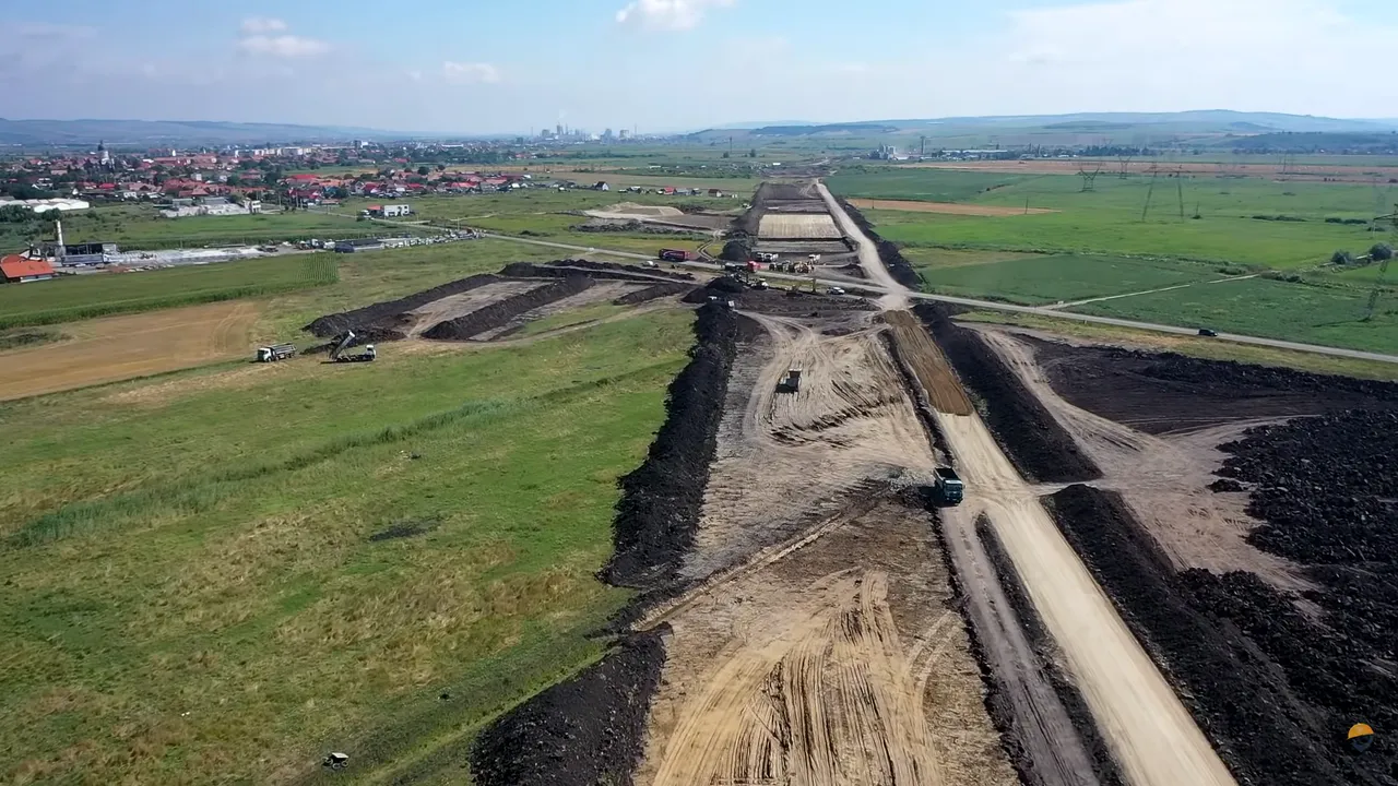 Vezi imagini cu stadiul lucrărilor de pe tronsonul Târgu Mureş – Ungheni, parte din A3