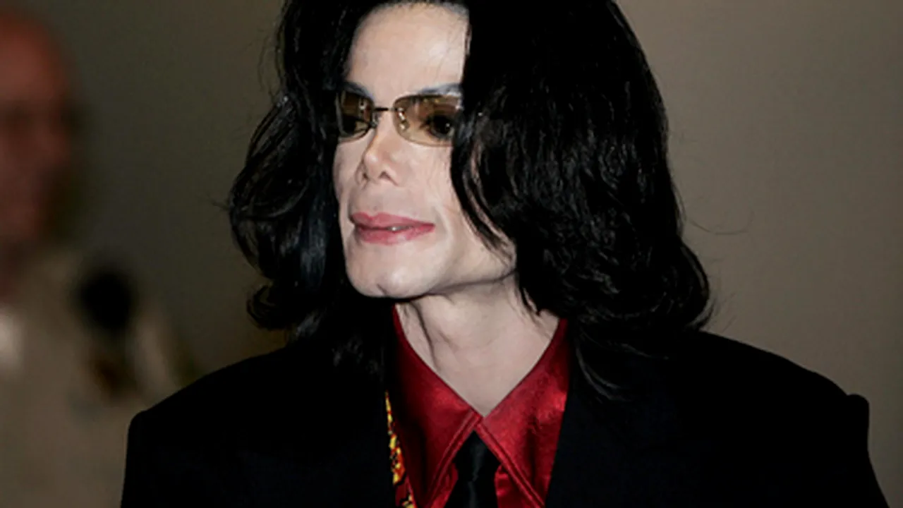 Un jurnalist britanic susţine că Michael Jackson era homosexual