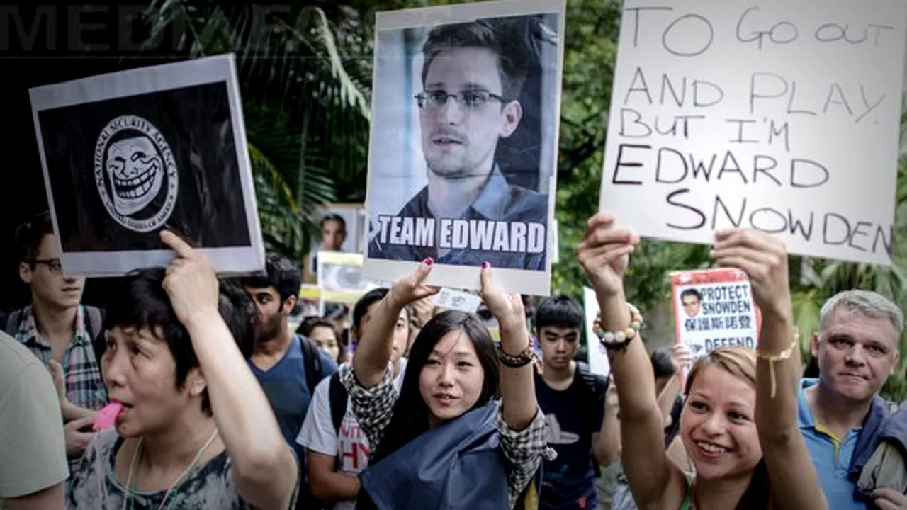 Manifestaţie de susţinere a lui Edward Snowden la Hong Kong