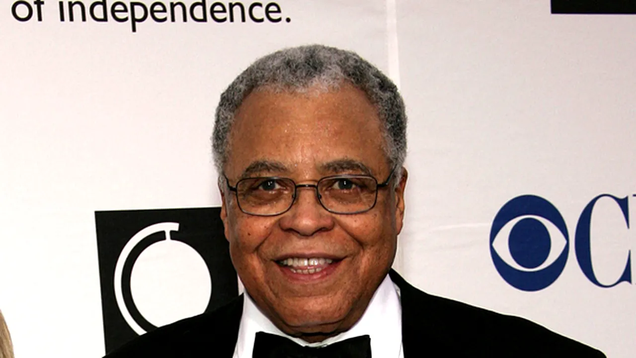James Earl Jones, vocea lui Darth Vader din Star Wars, a murit la 93 de ani