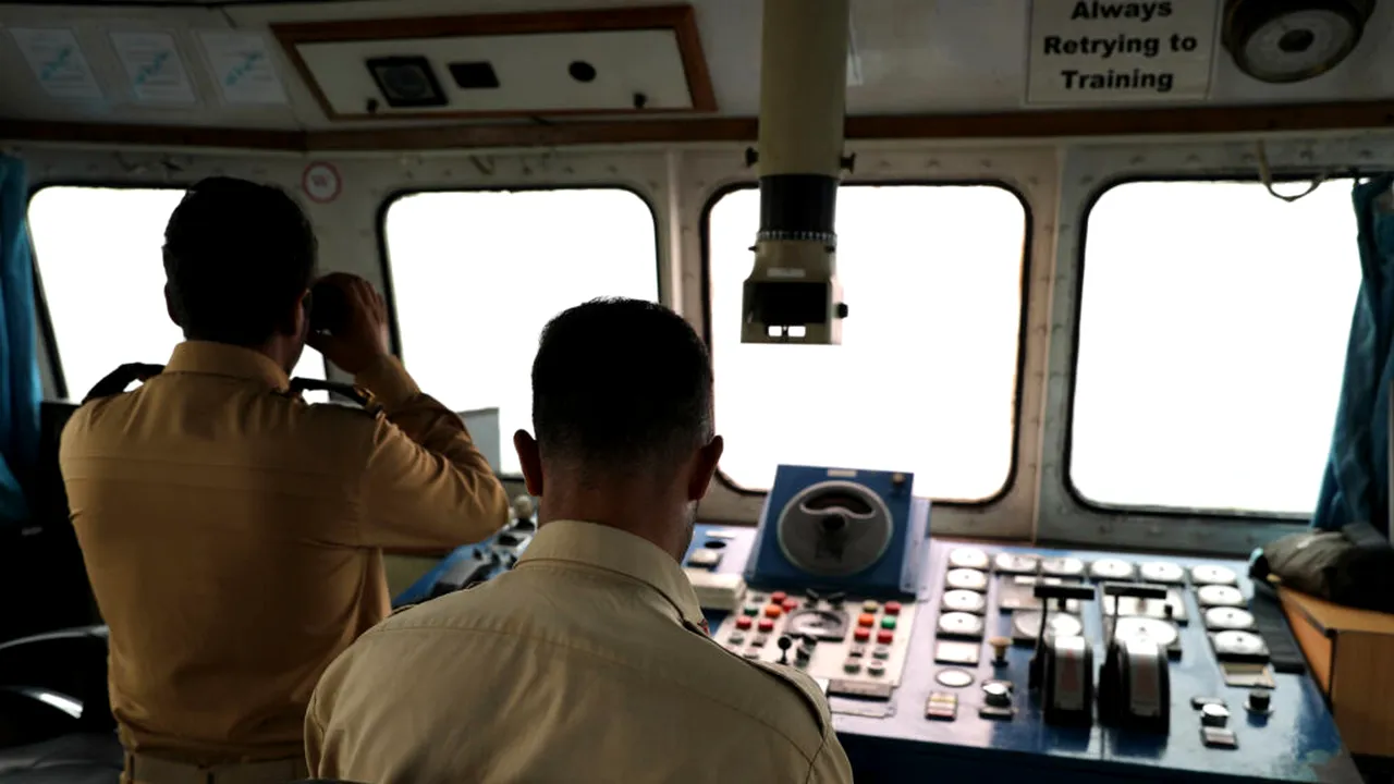 20.000 de marinari și 15.000 de pasageri blocați în Golful Persic din cauza războiului