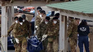 Bilanţul naufragiului din largul Insulei Lampedusa a ajuns la 359 de victime