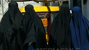 Bruxelles-ul interzice o manifestaţie în favoarea vălului islamic integral