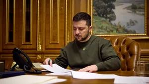 WSJ: Franţa, Germania şi Marea Britanie se îndoiesc de victoria totală a Ucrainei şi îi cer lui Zelenski să poarte negocieri cu Rusia/  Macron: „chiar şi duşmanii de moarte precum Franţa şi Germania au trebuit să facă pace după cel de-al Doilea Război Mondial” / Ce cred Biden şi premierul Poloniei despre şansele Ucrainei? 