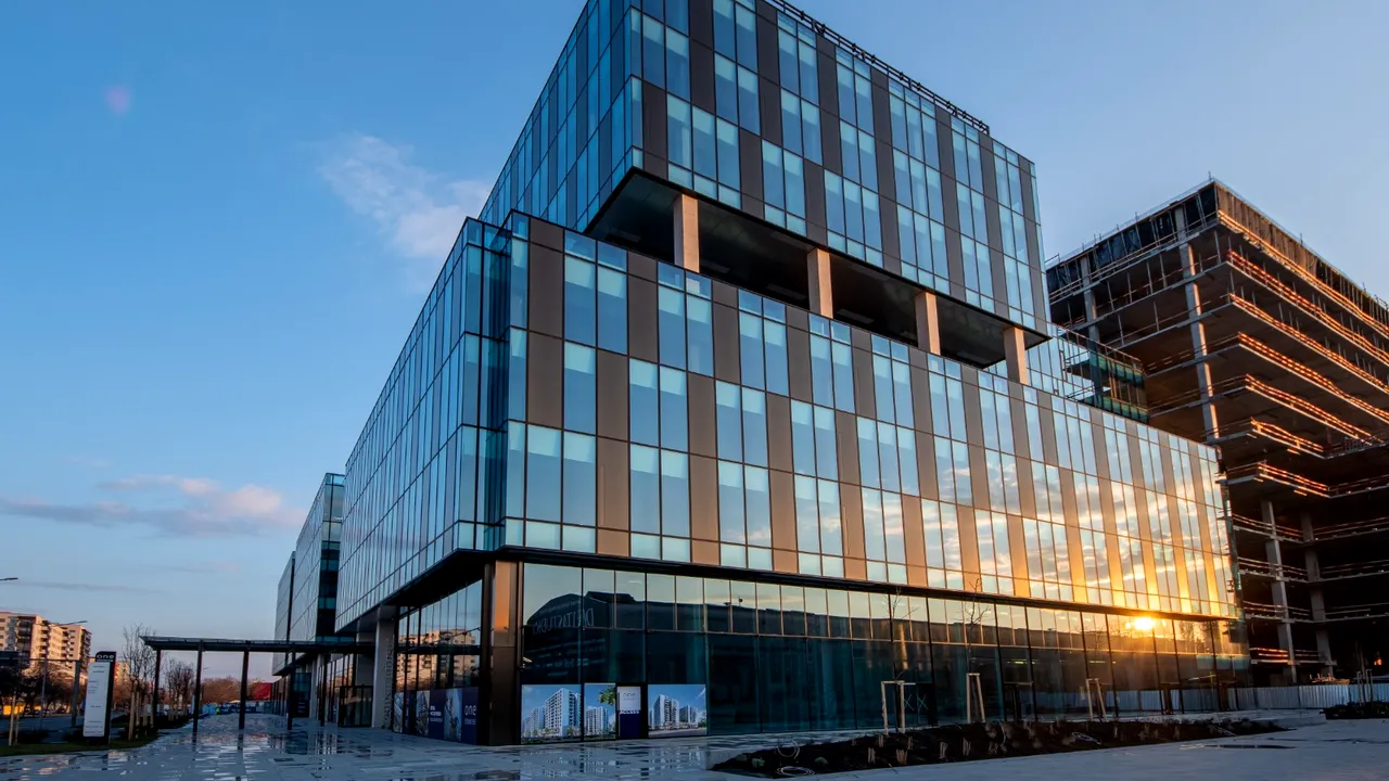 One United Properties a semnat 103.400 mp de spaţii office din ianuarie 2020 până în prezent