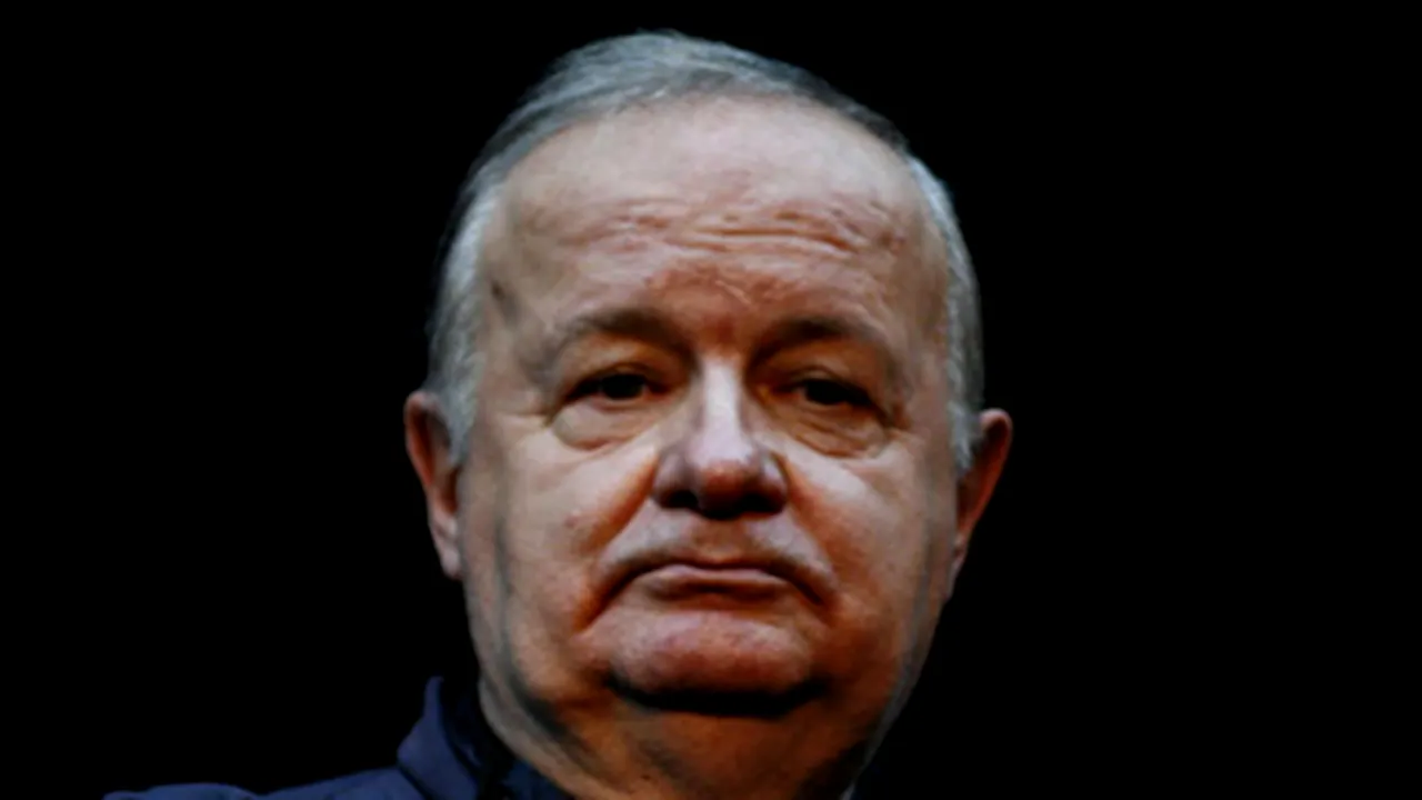 Protest inedit al senatorului Ţopescu, în plen