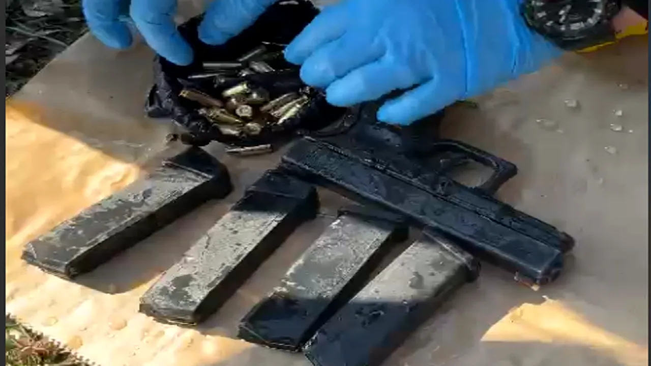 Pistolul furat din locuinţa din Voluntari a unui fost ofiţer SRI a fost găsit