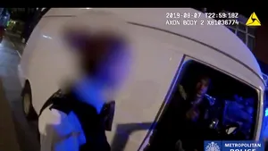 Poliţiştii unui mare municipiu, dotaţi cu bodycam-uri. Când vor avea voie să le folosească