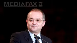 Boc: Ponta să înceteze imediat şantajarea primarilor cu banii de la bugetul de stat