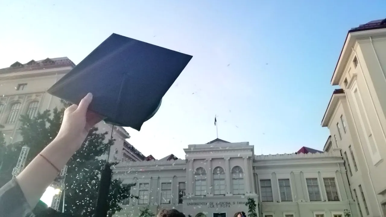 Studenţii de la Medicină cred că nu vor fi medici buni dacă vor învăţa doar online 
