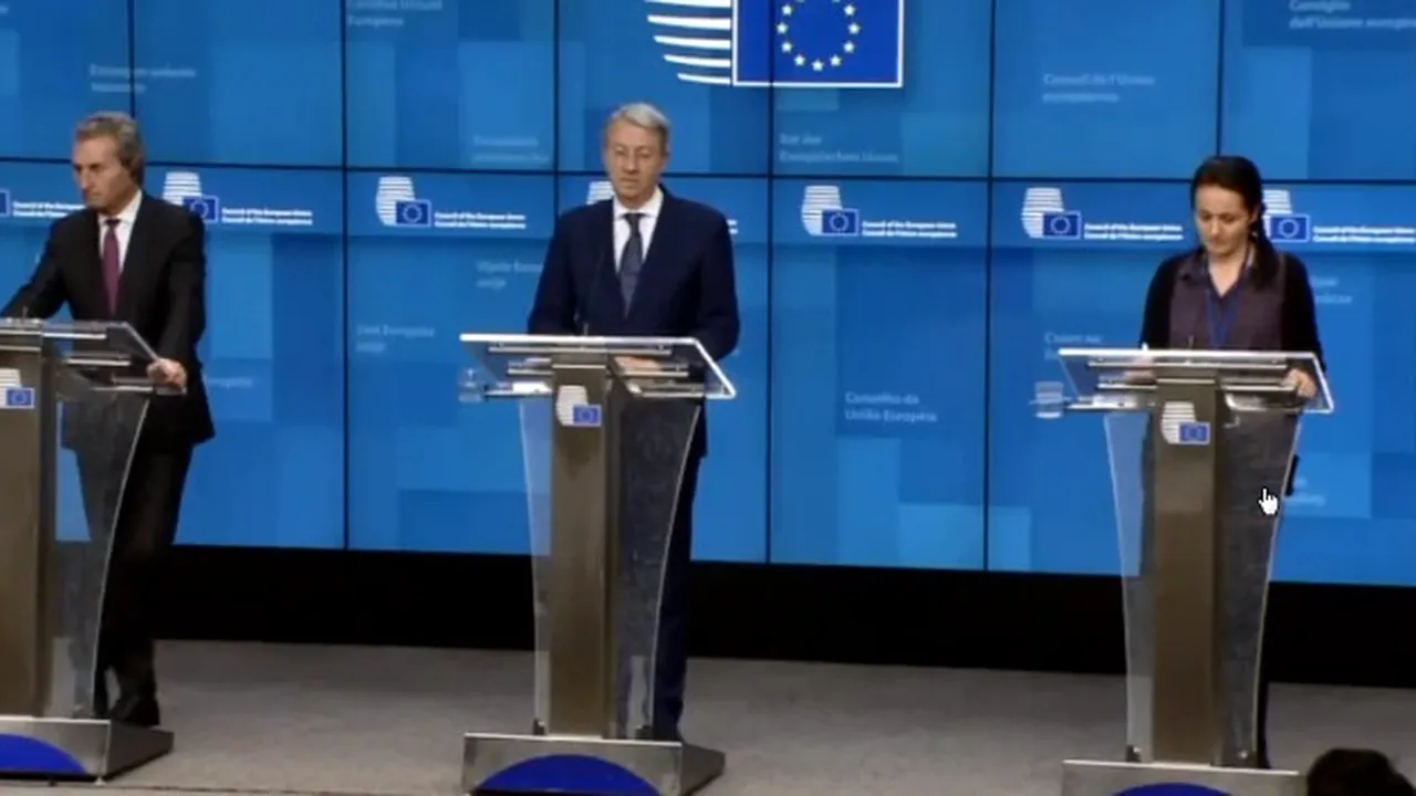Preşedinţia la Consiliul UE, axată pe patru piloni: Convergenţă, siguranţă, consolidare şi valori/ Ministrul delegat pentru Afaceri Europene, George Ciamba, în conferinţă la Bruxelles | VIDEO