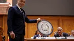 George Simion, la votul moţiunii de cenzură: Ia-ţi jetul şi du-te, Marcele!