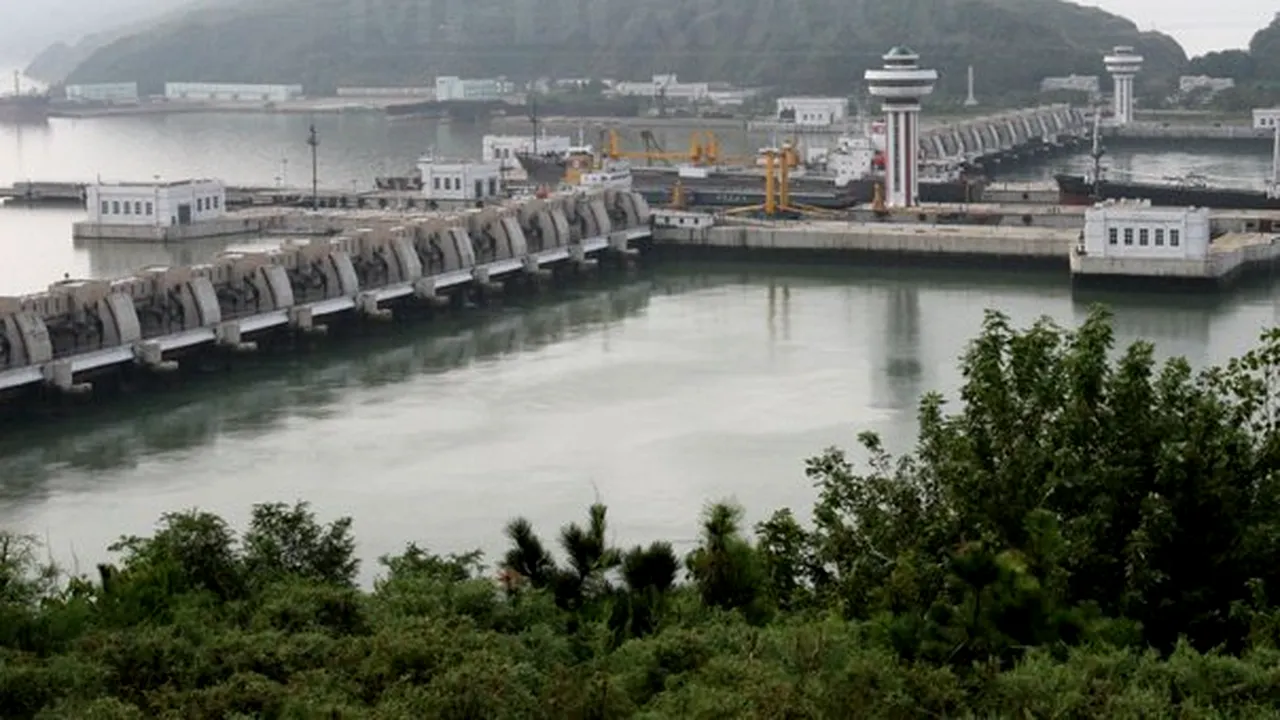 Coreea de Nord interzice navigaţia pe coasta sa vestică
