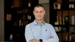 MerchantPro Compass: Piața de eCommerce stagnează ca volum de comenzi în primele 6 luni din 2026. Verticalele, evoluție divergentă, de la +42% la -20%