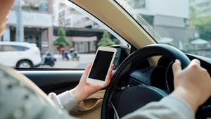 Razie în prima zi de aplicare a noilor prevederi din Codul Rutier. Amenzi de 30.000 lei în primele 8 ore 