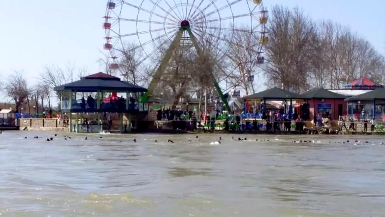 Cel puţin 80 de persoane au murit în urma scufundării unui feribot în Irak | VIDEO
