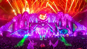 Peste 85.000 de participanţi în prima zi de Untold