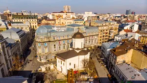 Cea mai cool biserică este ascunsă printre terasele din Centrul Vechi. Şi e prima cu serviciu de asistenţă socială acreditat