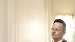 Ministrul maghiar de Externe: Prin Legea Învăţământului, recent adoptată, Ucraina a înjunghiat pe la spate România şi Ungaria