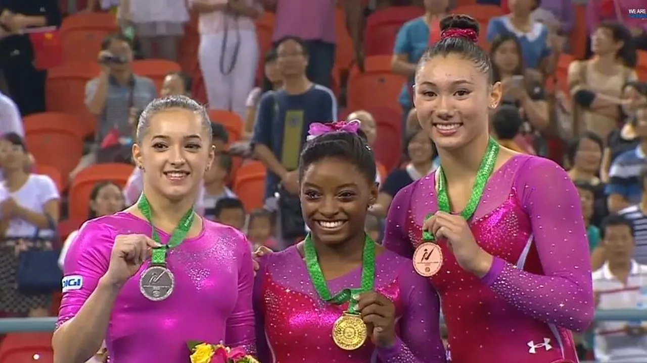 Larisa Iordache, ARGINT la individual compus la CM de gimnastică. Aceasta este prima medalie pentru România într-o finală la individual compus după 7 ani