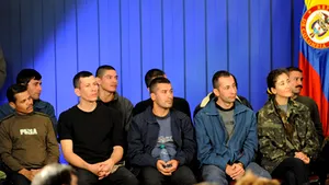 Foştii ostatici FARC dezvăluie detalii şocante din perioada captivităţii