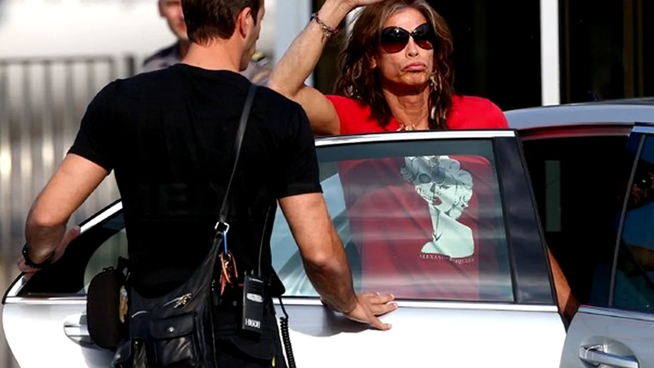 Film despre viaţa şi cariera cântăreţului Steven Tyler