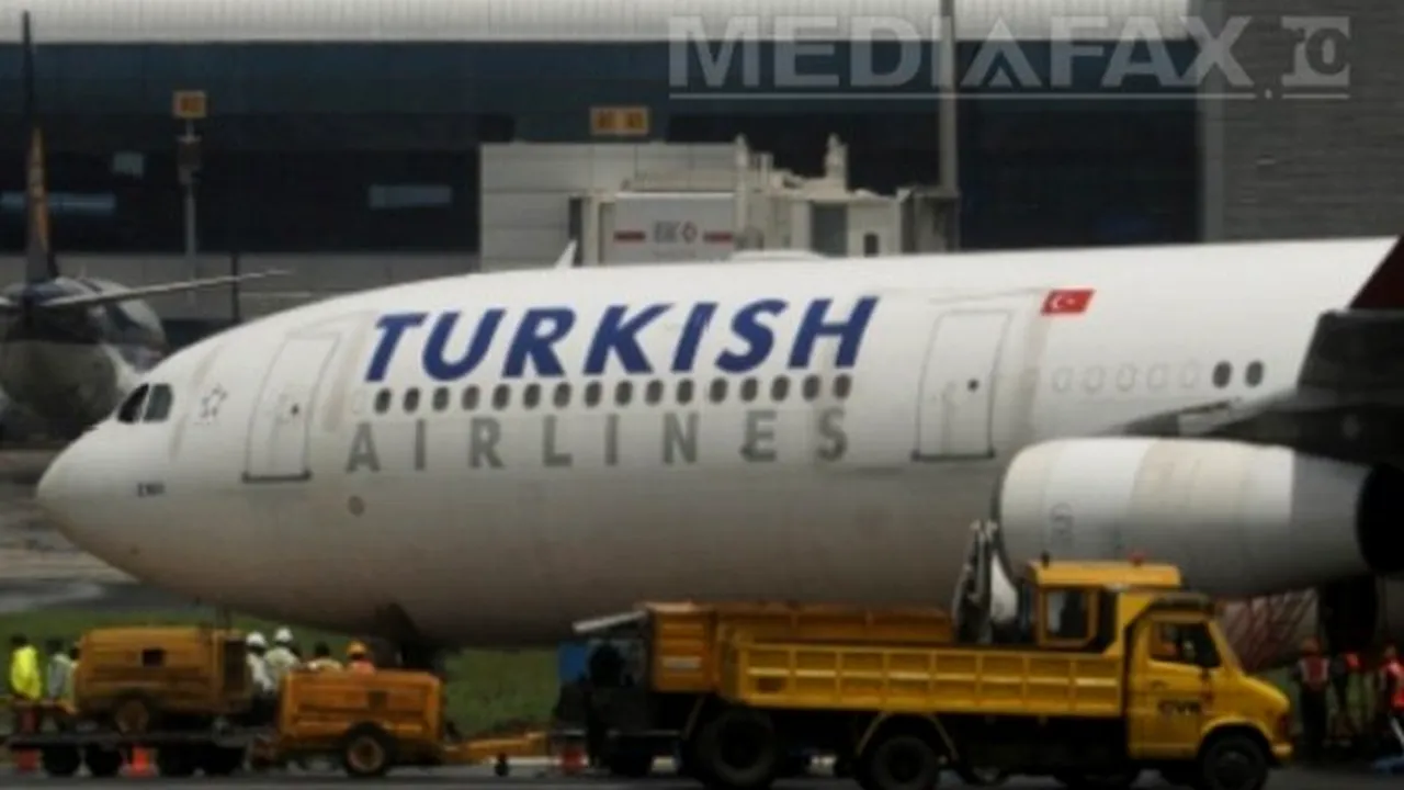 Un avion Turkish Airlines a aterizat de urgenţă la Istanbul după ce un motor a luat foc