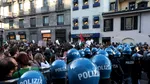 Excremente de animale în fața primăriei din Torino, licee blocate și metrou închis la Napoli. Grevă generală în Italia