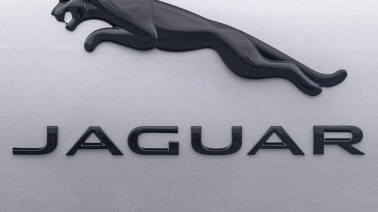 Controverse după prezentarea noului concept de maşină electrică de la Jaguar