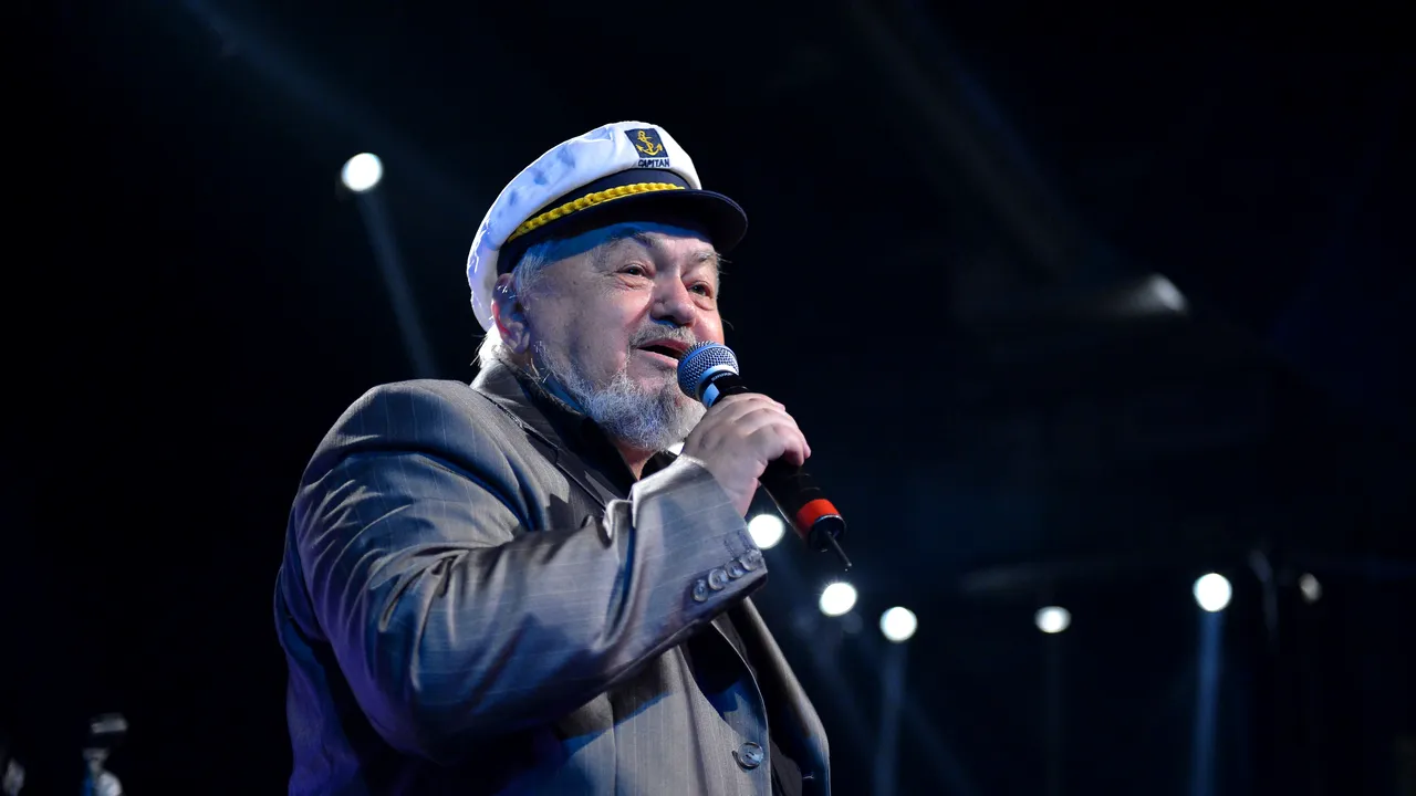 Alexandru Jula a murit / Familia cântăreţului: Oameni frumoşi, ultimul lui zâmbet de ieri a fost pentru voi
