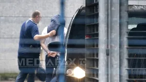 Poliţistul suspectat în furtul de cocaină de la sediul poliţiei din Paris a fost inculpat